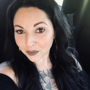 Meet your Posher, Tiffany